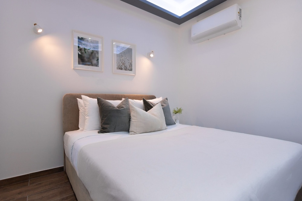 Phaedrus Living: Palaiomylos Forest Residence