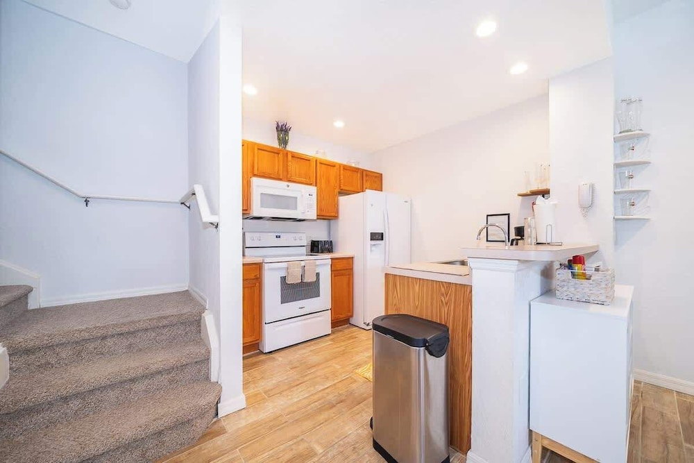 Charming 3brtownhome Near Disney