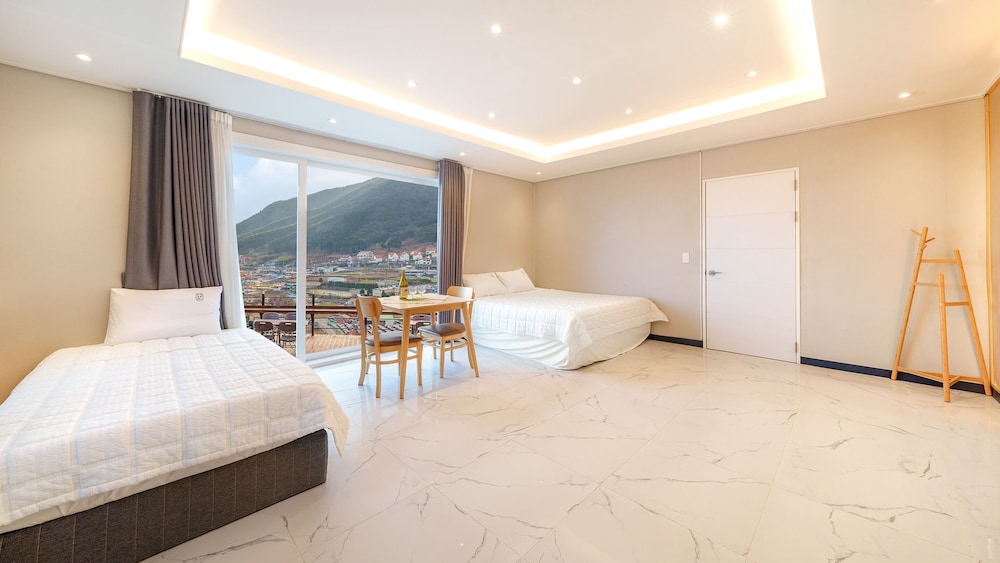 Namhae Onview Pension