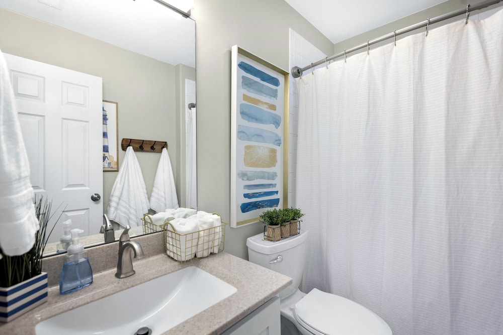 Emerald Bay Oasis Sleeps 6!