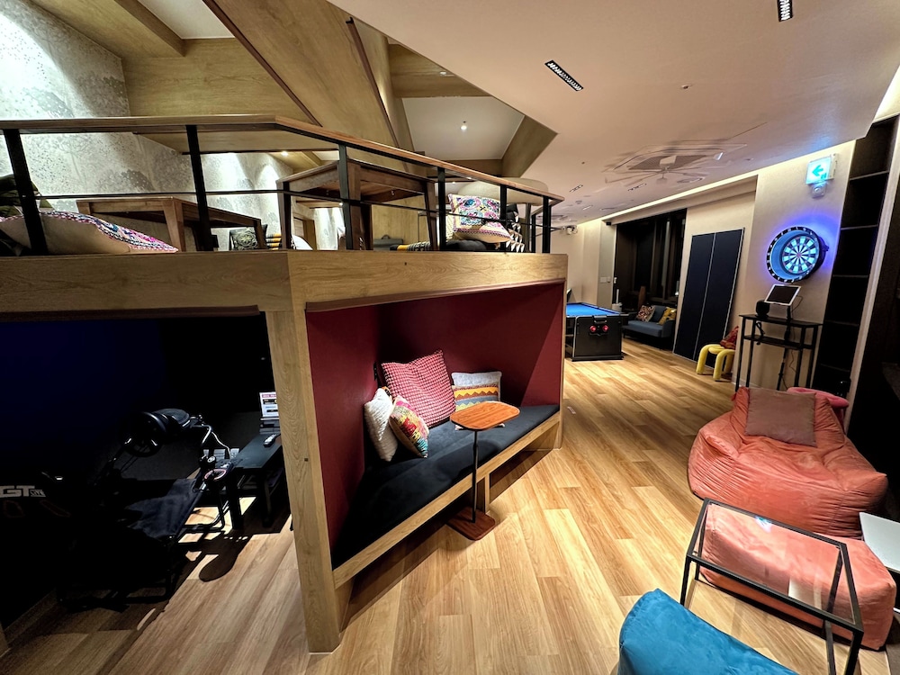 Nomad Live Hostel
