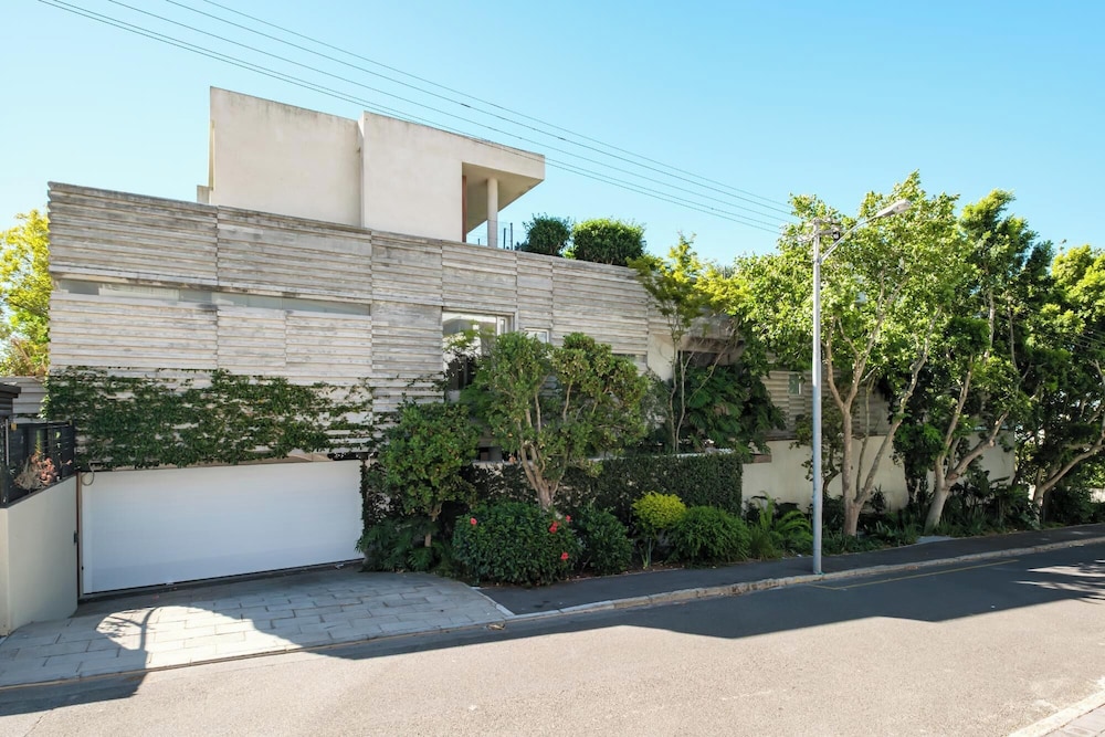 Opulent Spacious Fresnaye Sea View Leonotis Villa
