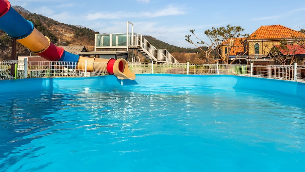 Gapyeong Sanneomeo Private Pension