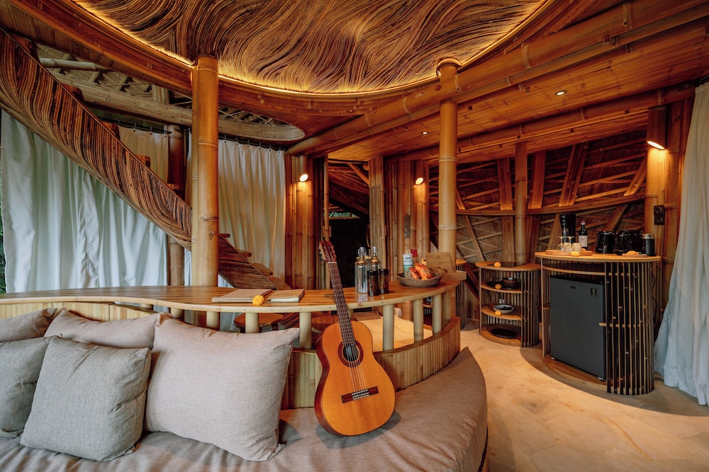 Hideout Mountain by Ini Vie Hospitality