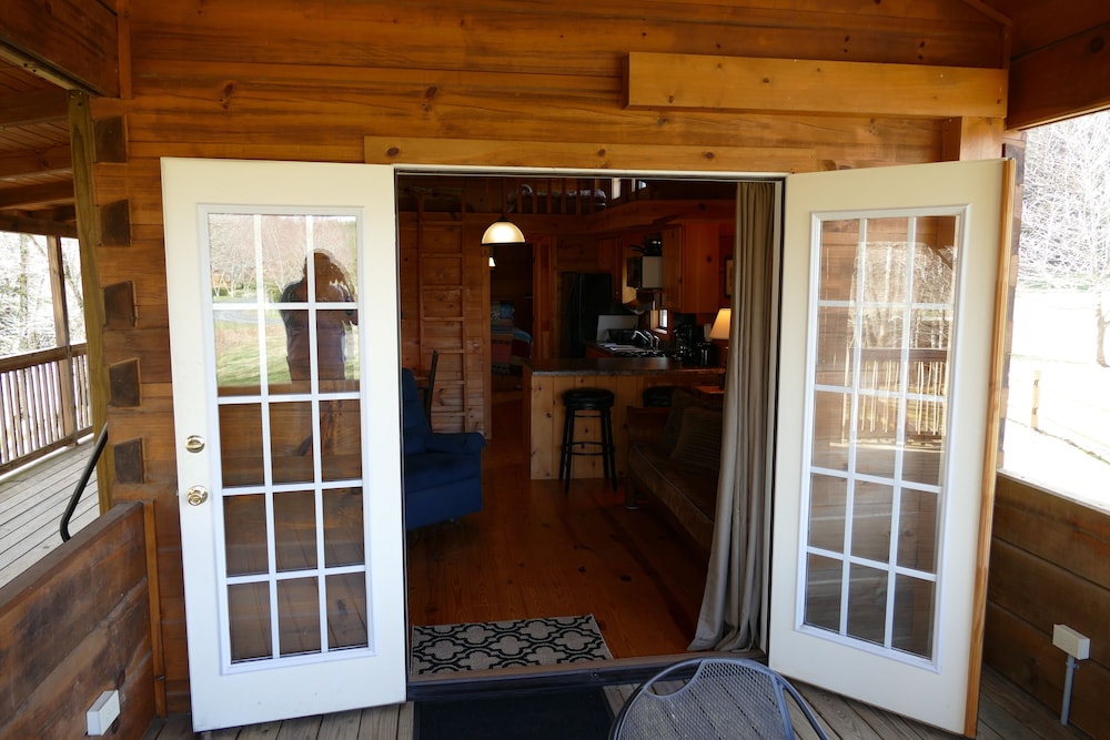 Linville River Log Cabins