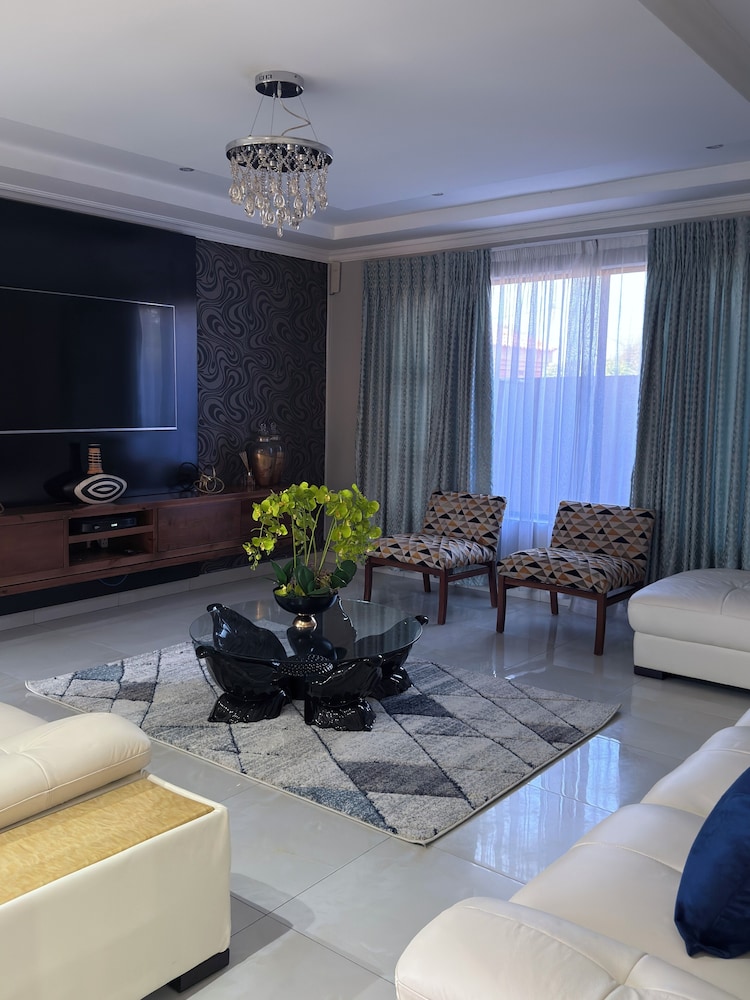 Escapade Lux Guesthouse