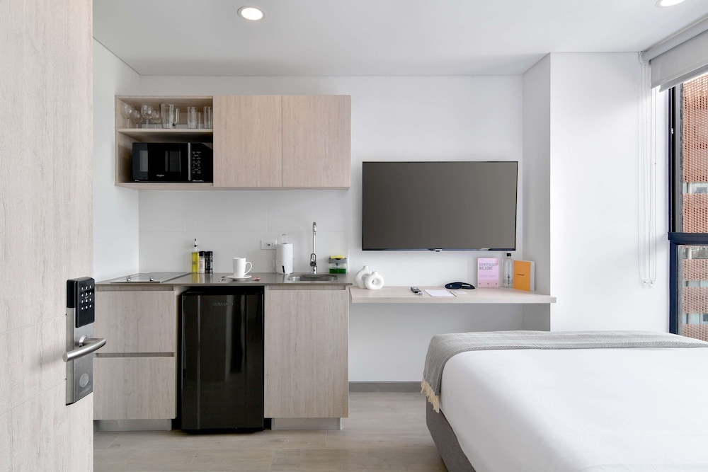 w Flawless Loft in Santa Barbara