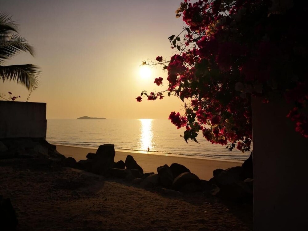 La Perla de Farallon Bed and Breakfast