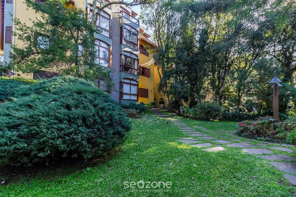 Apt w/ Fireplace 650m Mini Mundo Gramado Jpa102