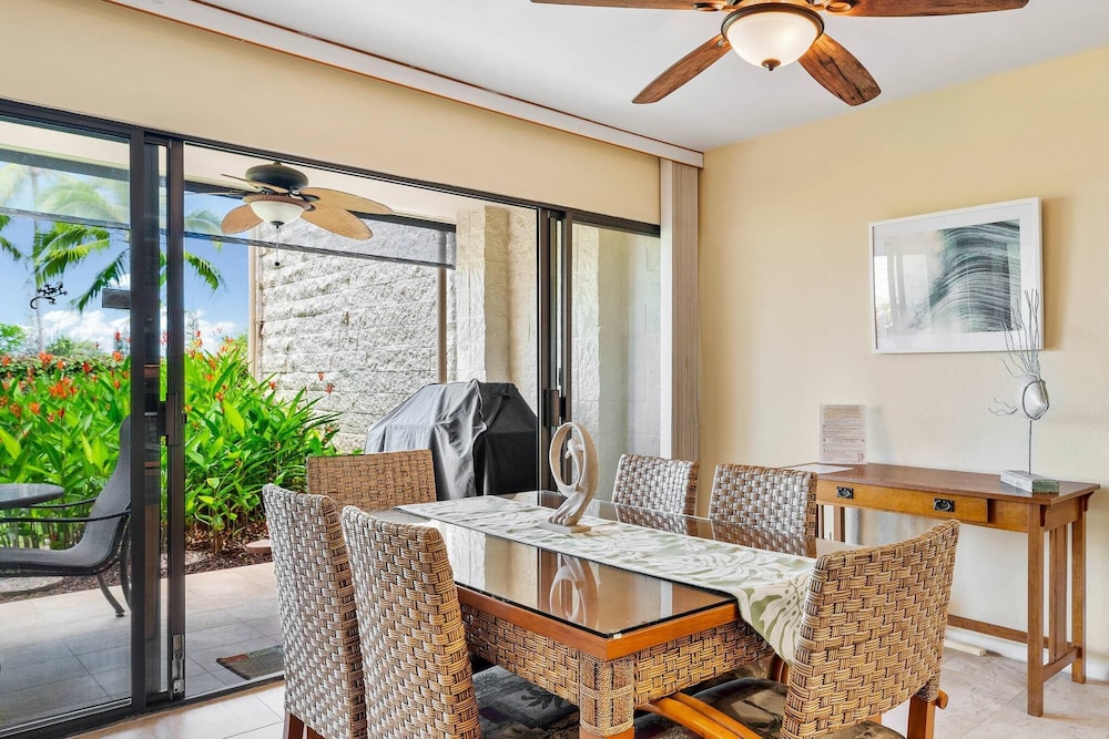Keauhou Punahele Private Lanai w/ Grill view 5