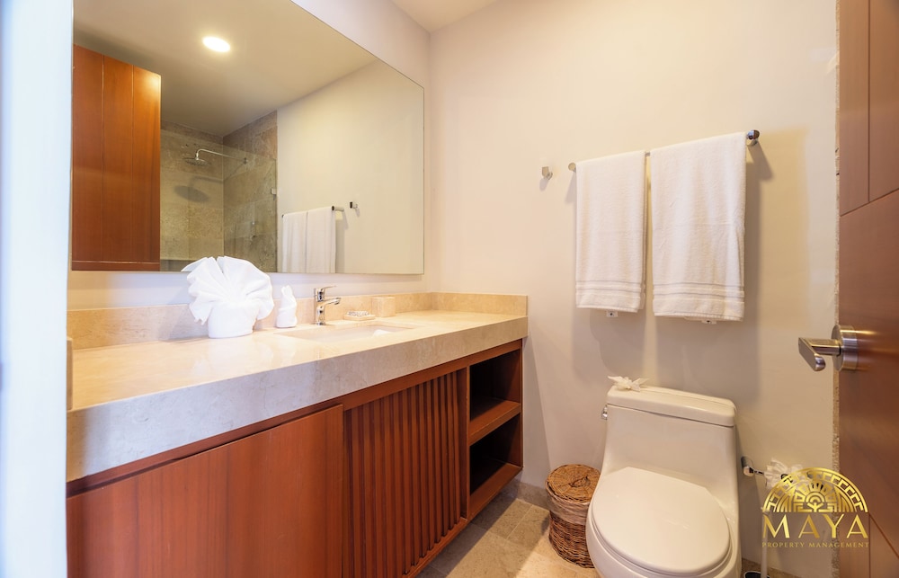 NHOA 303C 1BR Condo Pool View Aldea Zama