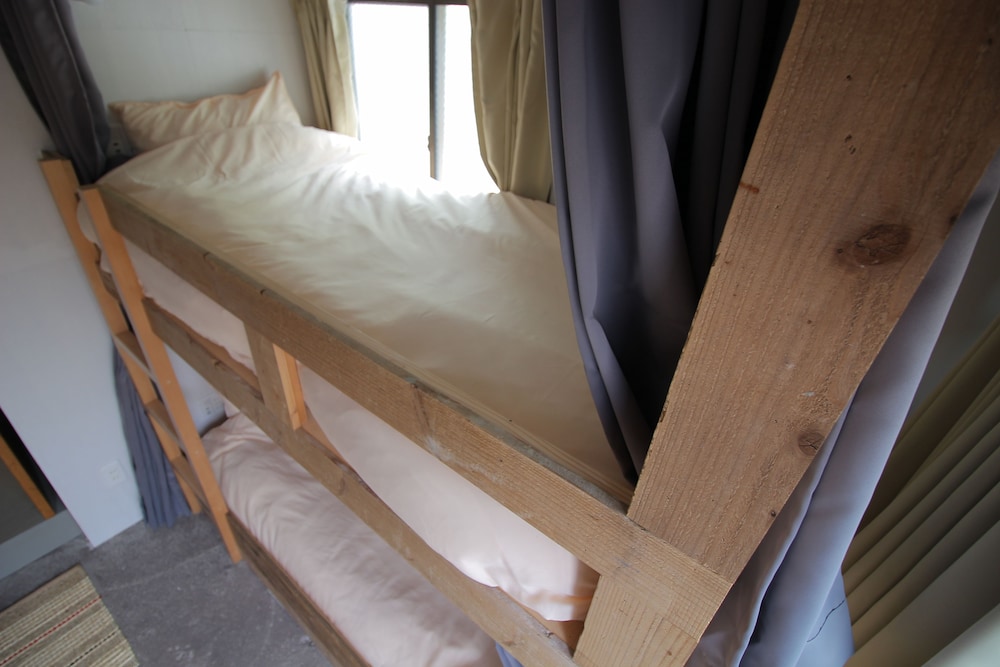 Koru Takanawa Gateway Hostel Cafe&Bar