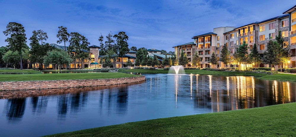 Hotel The Woodlands Resort, Curio Collection by Hilton