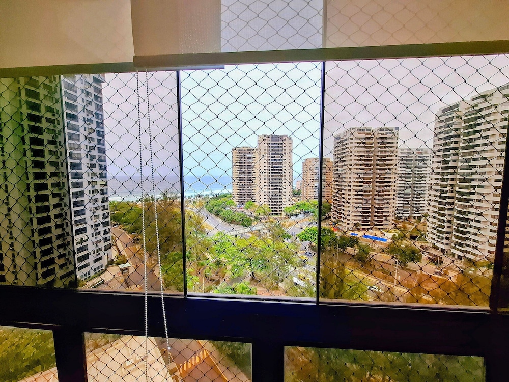Barra Max - Praia e Conforto.