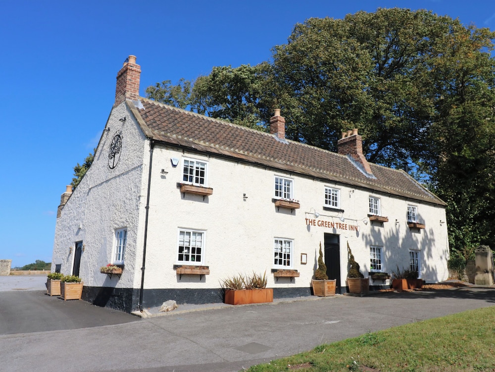 Moorhen House