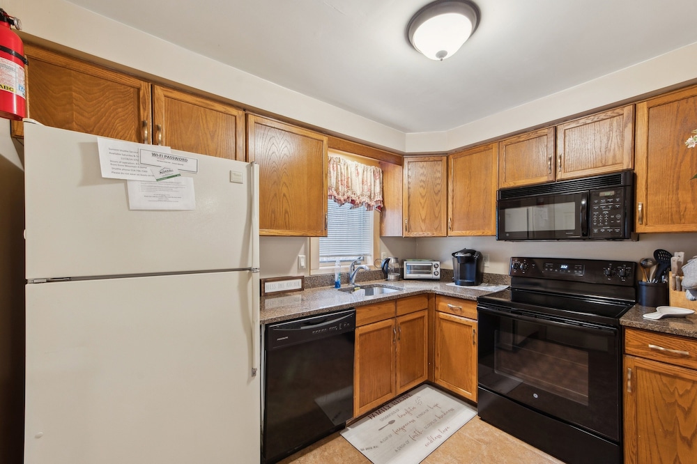 Twister's Little Sister 68a-i - Cozy Retreat 1 Bedroom Townhouse by The Summit at Gore Mountain