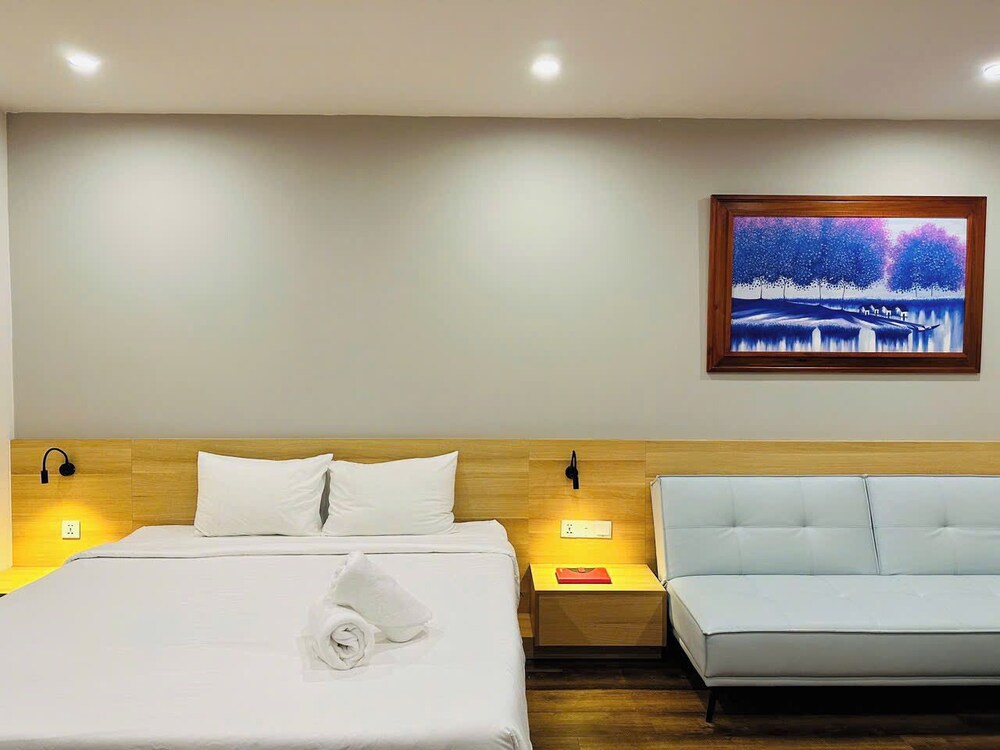Gold Coast Balcony Serviced Apartment