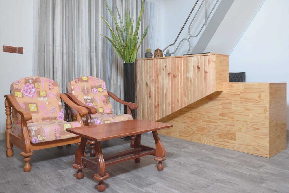 North Edge Inn photo 2