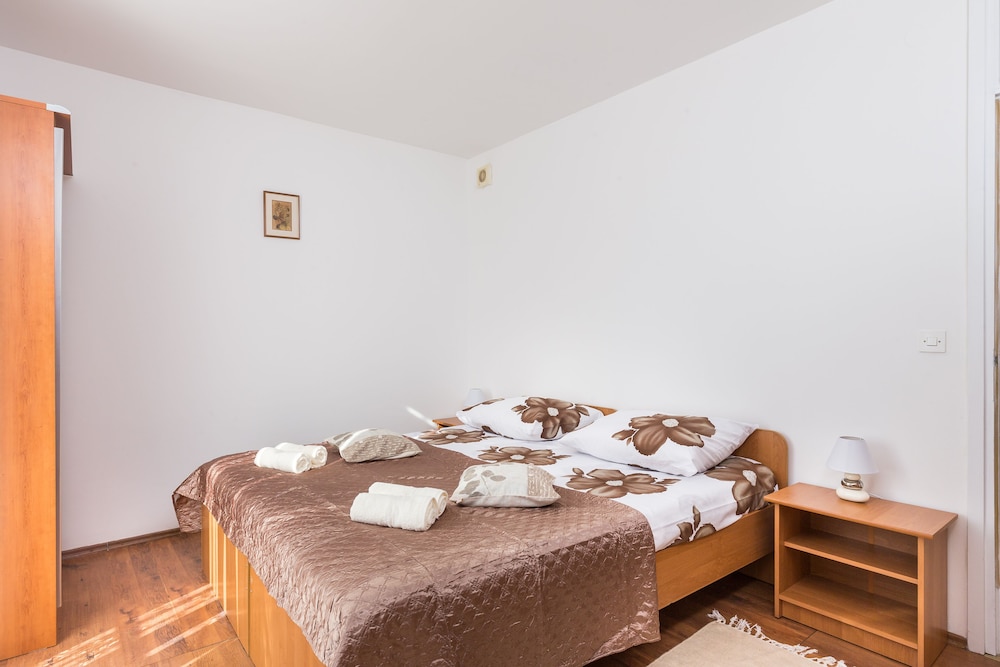 Apartment Brajkovic