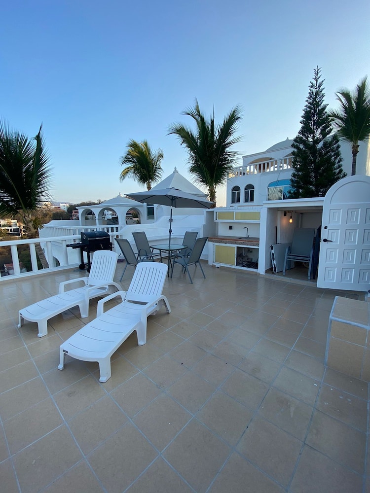 vida beach manzanillo