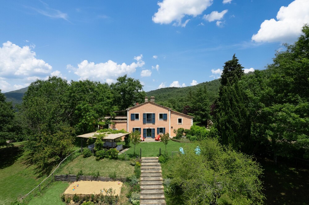 New Casale Volare Stylish Tuscany Farmhouse With House Chef Pool Pet Friendly Thermal Baths