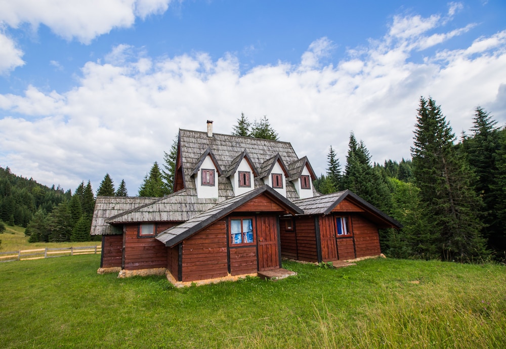 Green Mountain House Zelengora view 5