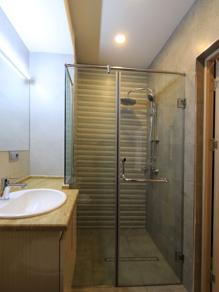 Aparthotel by Luxe Group KO16