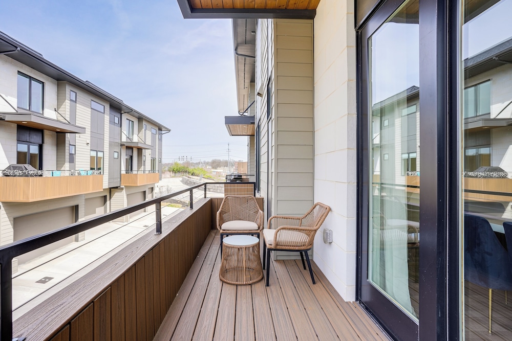 2 Mi to Dtwn: Walkable Retreat in Chattanooga!