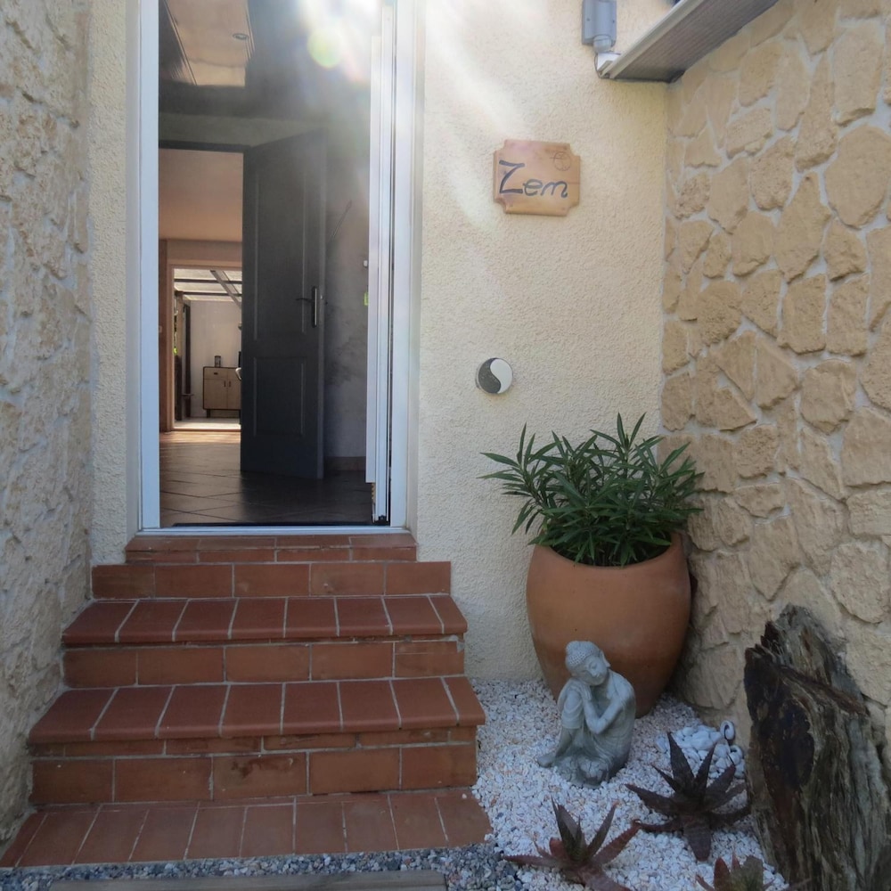 Photo 36