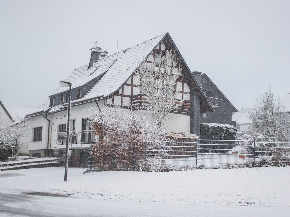 Am S Dhang 27 Winterberg Cozy Holiday Home Near Center ski Area