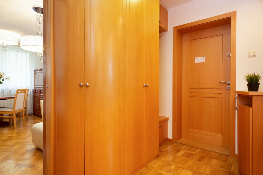 Apartment Esperanto Warsaw by Renters view 4