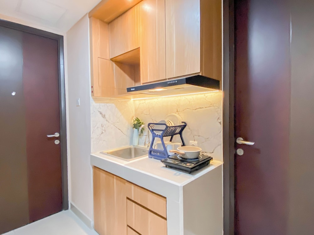 2Br At Apartment Pollux Chadstone Cikarang