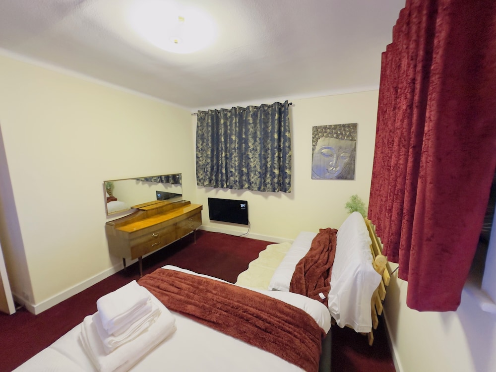 Elegant Escape in North Shields - Spacious 3 Bedroom House