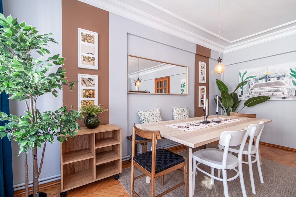 Gorgeous Flat With Lovely Balcony in Nisantasi