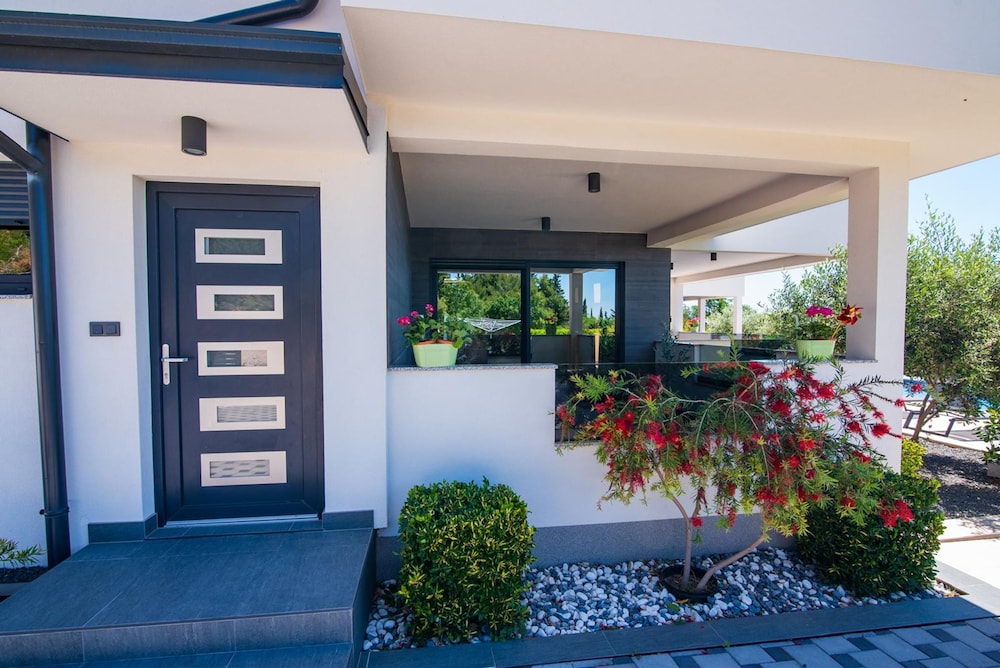 Villa Bura Zadarvillas