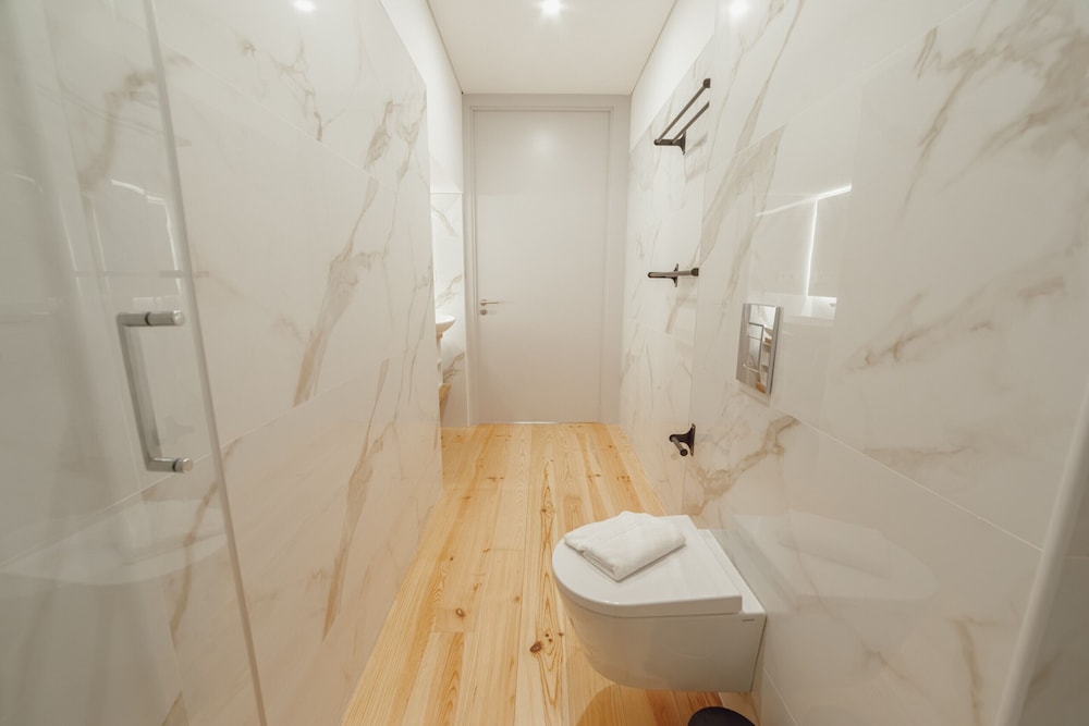 Heart OF Porto Apartment C by Vacationy