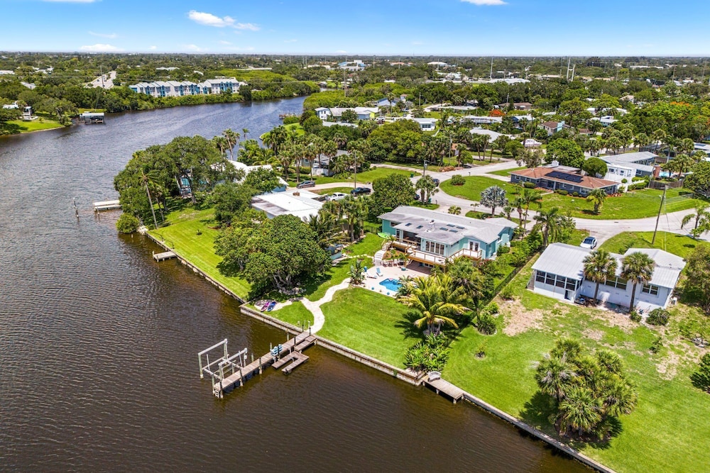 Mango Shores