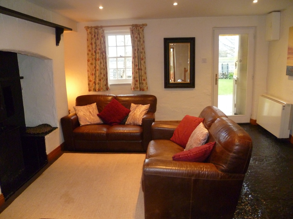 Ballyvaughan Cottage No 3 view 4