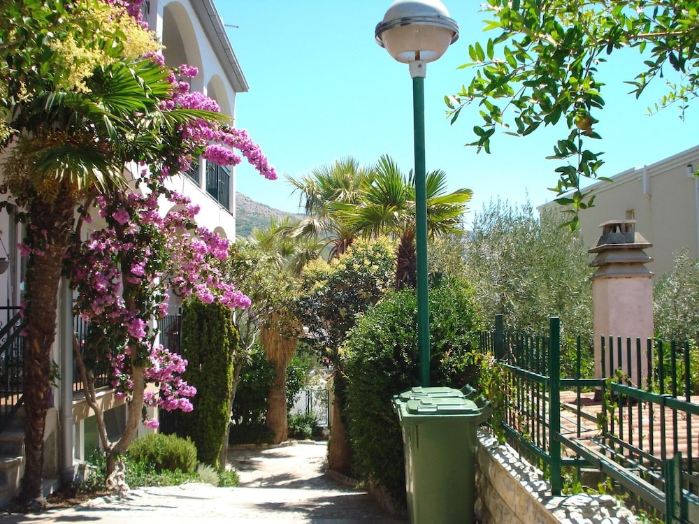 Podstrana Vacations - Marija - 120 m From the Beach - A1 - Property Image 43