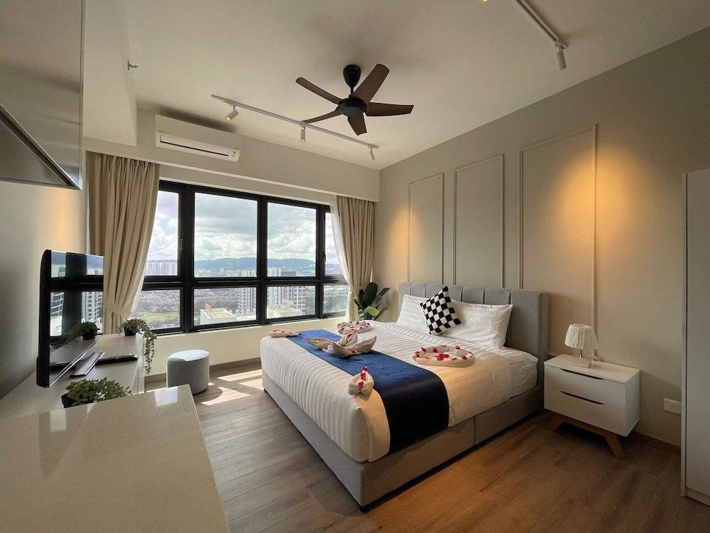 Agile Residence TRX by Isabella
