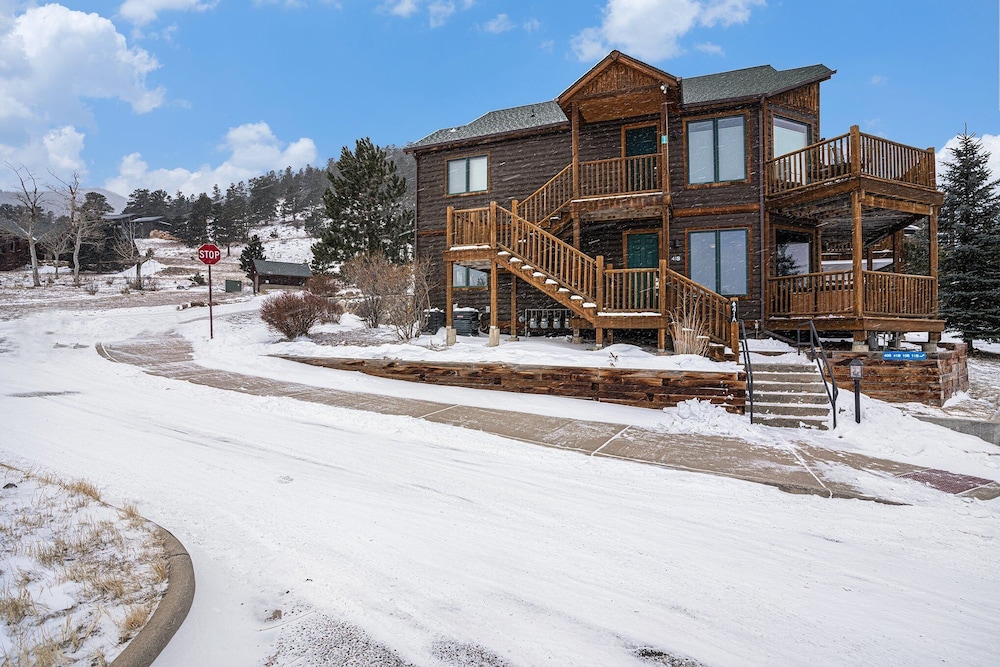 Estes Park Vacation Lodging