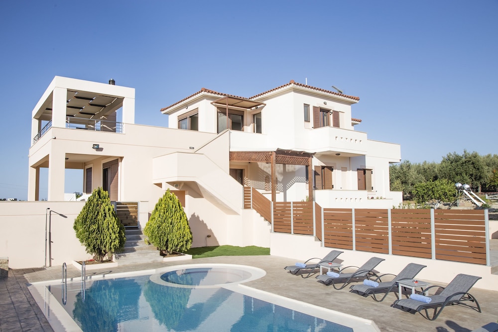 Villa Saint George