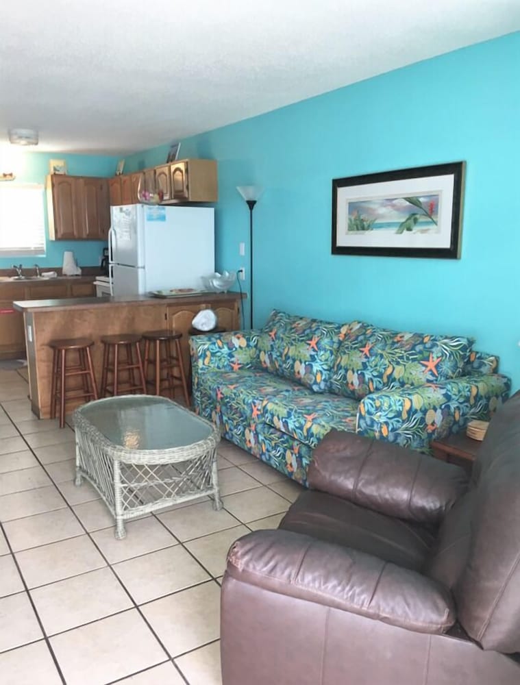 Sunrise Ge 109 2 Bedroom Condo by RedAwning view 5