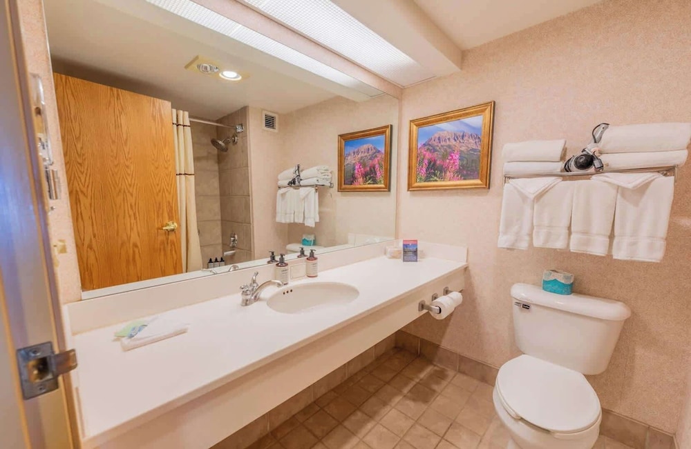 The Grand Lodge by Traverse Hospitality (No Resort Fees)