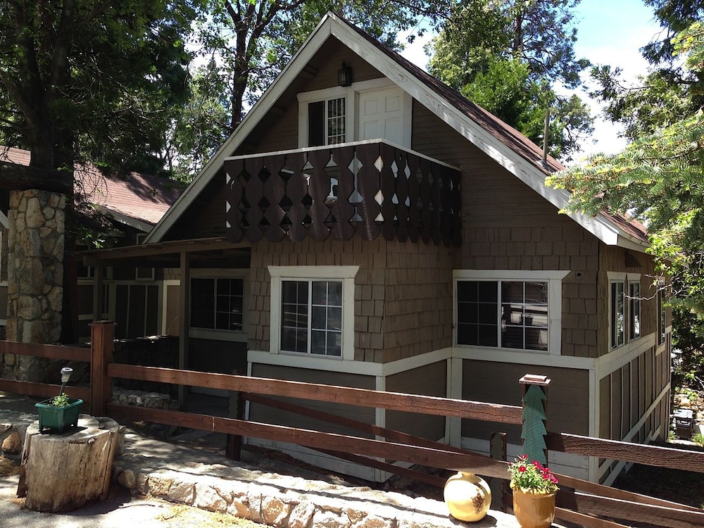 Antlers Inn