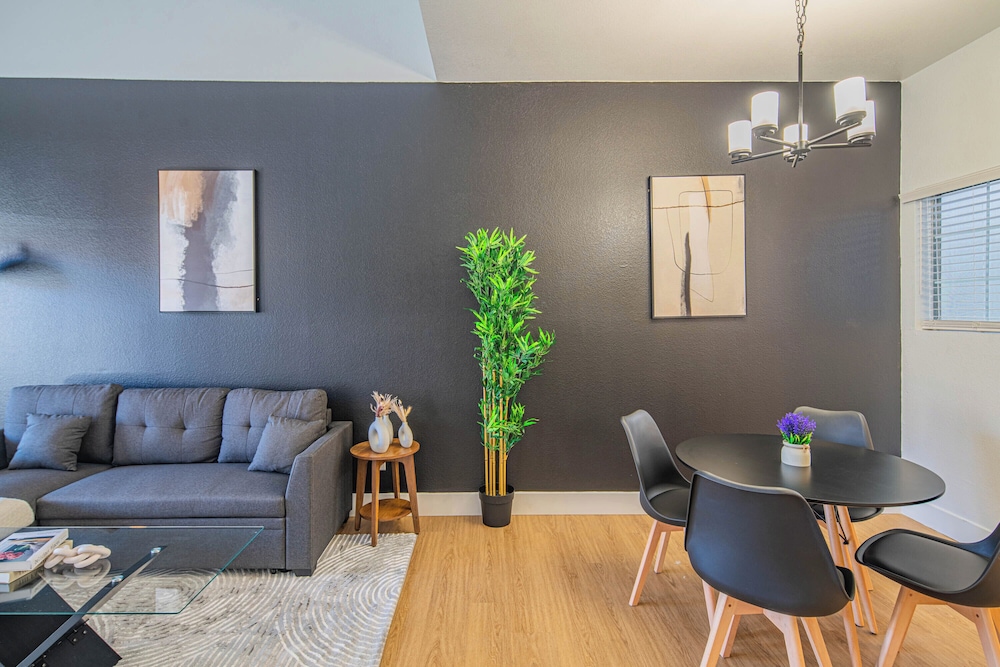 ROVE LIVING/KL - Hideaway North Scottsdale