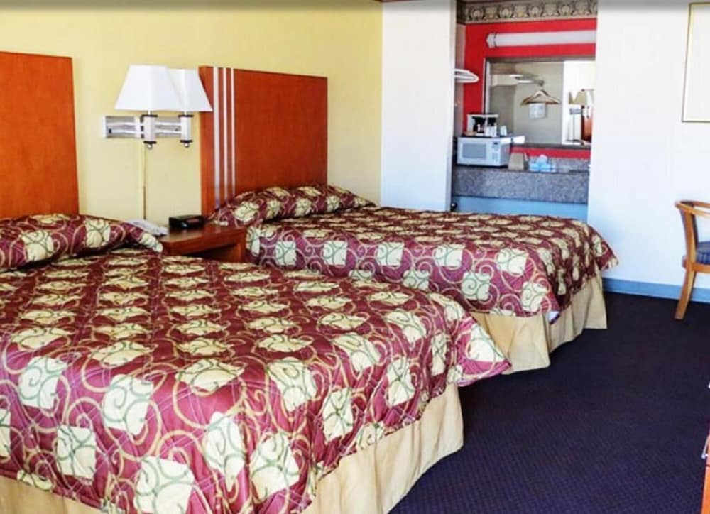 Winnie Inn Suites & RV Park