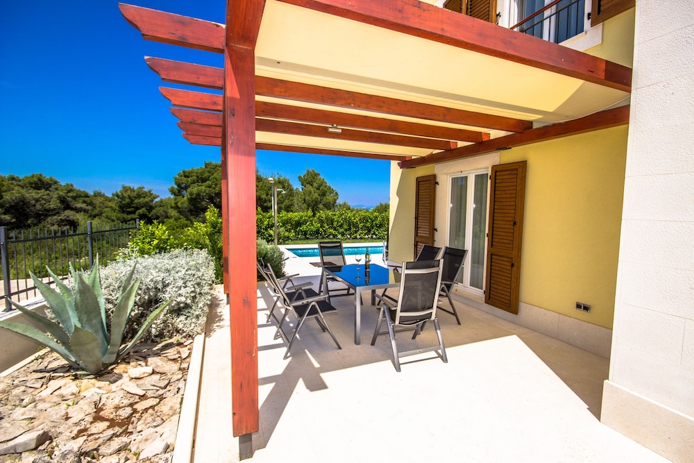 Villas Brac Hills