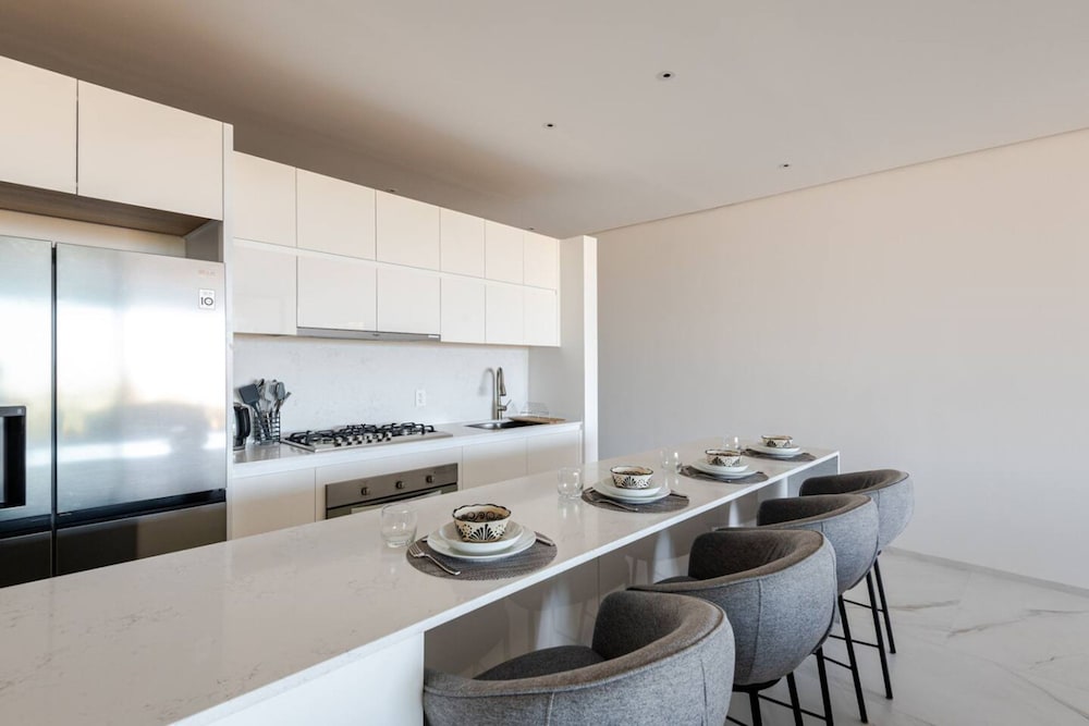 Brand new San Jose Condo