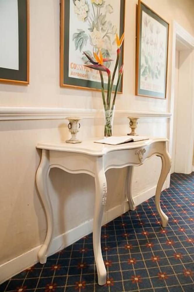 Altona Guest House